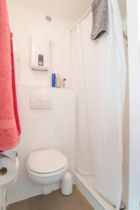 Modernes, Sonniges Appartement Im Herzen Von Duesseldorf Exterior foto