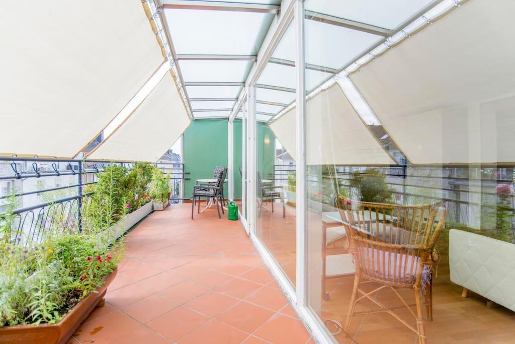 Modernes, Sonniges Appartement Im Herzen Von Duesseldorf Exterior foto